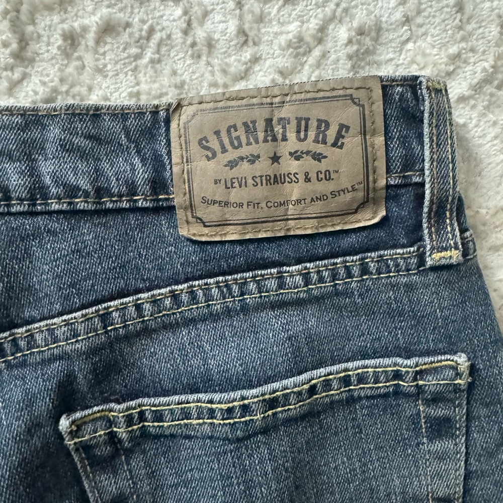 Signature by Levi Strauss Dark Wash Jeans - Picture 5 of 5